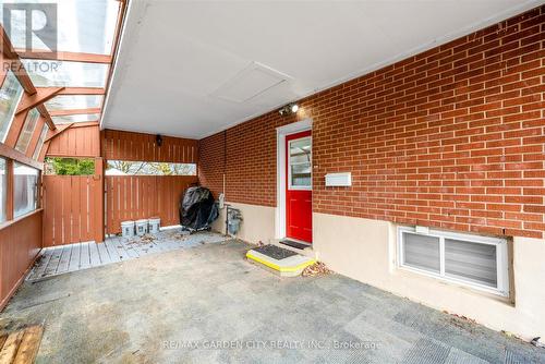 17 Marilyn Street, Grimsby, ON -  With Exterior