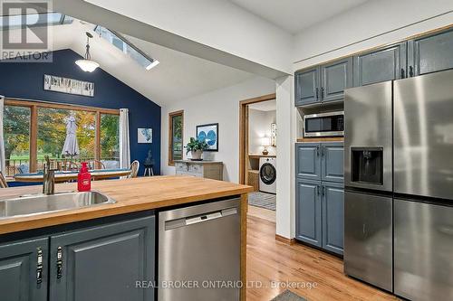 30 Wood Street, Mapleton, ON - Indoor Photo Showing Kitchen