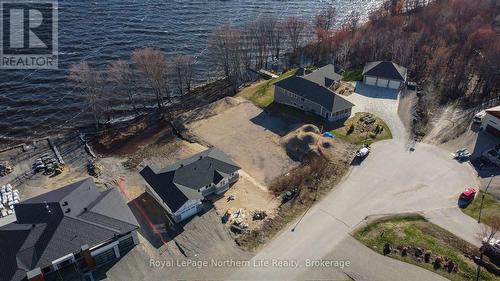 33 Alexandra Court, Callander, ON 