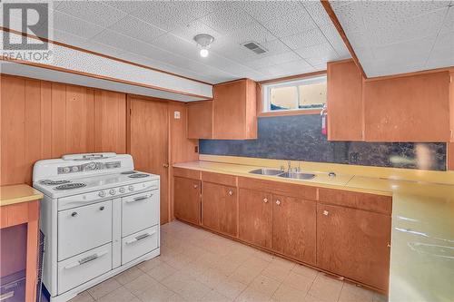 224 Spanish River Drive, Espanola, ON - Indoor Photo Showing Kitchen With Double Sink
