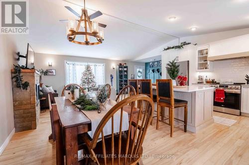 4239 County Rd 11 Road, South Stormont, ON - Indoor Photo Showing Dining Room