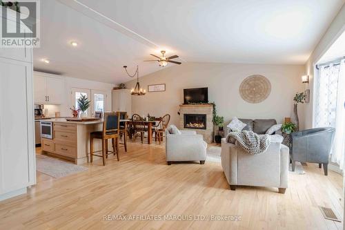 4239 County Rd 11 Road, South Stormont, ON - Indoor Photo Showing Living Room With Fireplace
