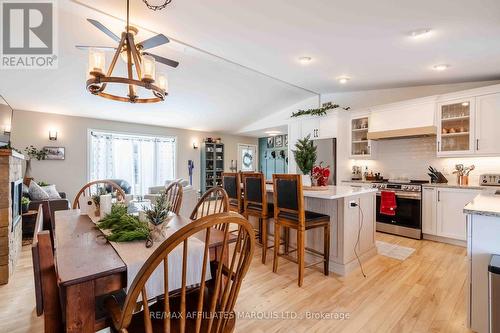 4239 County Rd 11 Road, South Stormont, ON - Indoor Photo Showing Dining Room