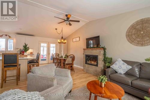 4239 County Rd 11 Road, South Stormont, ON - Indoor Photo Showing Living Room With Fireplace