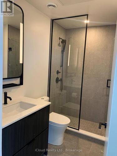 1603 - 1050 Eastern Avenue, Toronto, ON - Indoor Photo Showing Bathroom