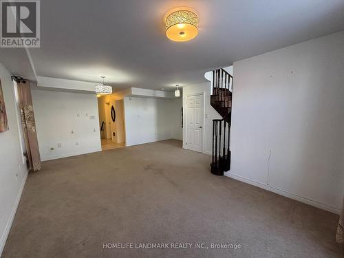 88 Grand Trunk Avenue, Vaughan, ON - Indoor Photo Showing Other Room