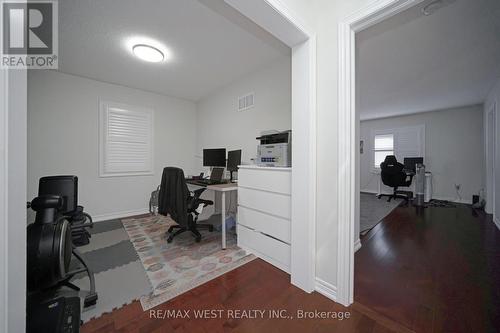 43 Swanton Road, Brampton, ON - Indoor Photo Showing Office