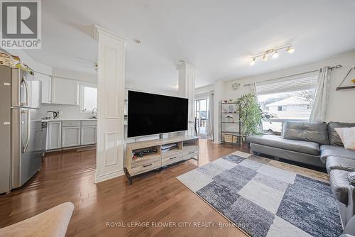 53 Bush Clover Crescent, Kitchener, ON - Indoor Photo Showing Living Room