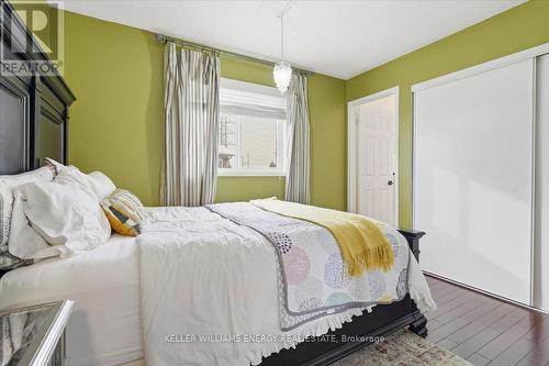 66 Oceanpearl Crescent, Whitby (Blue Grass Meadows), ON - Indoor Photo Showing Bedroom