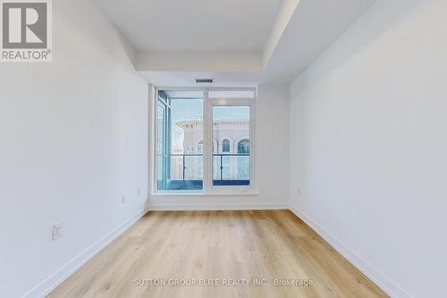 3506 - 395 Square One Drive, Mississauga, ON - Indoor Photo Showing Other Room