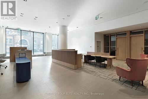 3506 - 395 Square One Drive, Mississauga, ON - Indoor