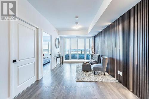 709 - 2481 Taunton Road, Oakville, ON - Indoor Photo Showing Other Room