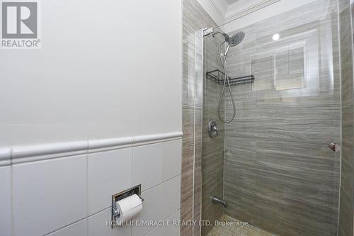 7267 Topping Road, Mississauga, ON - Indoor Photo Showing Bathroom