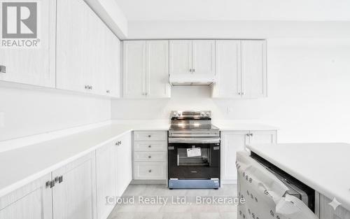 395 Barker Parkway, Thorold, ON - Indoor Photo Showing Other Room