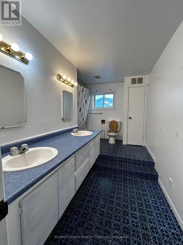 5 pc bathroom - 80 Brunelle Road S, Kapuskasing, ON - Indoor Photo Showing Bathroom