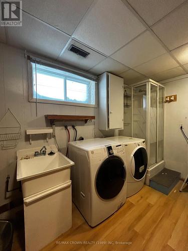 laundry / shower - 80 Brunelle Road S, Kapuskasing, ON - Indoor Photo Showing Laundry Room