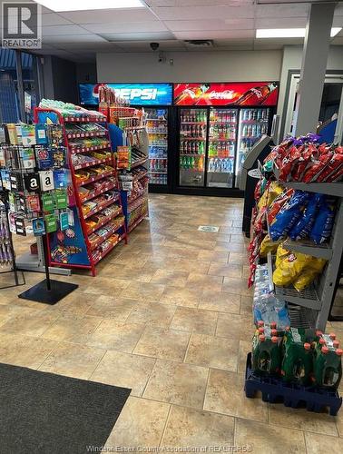 92 Erie ..., Windsor, ON 