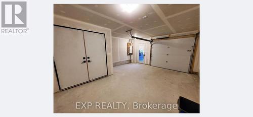 19 Fairlane Avenue, Barrie, ON - Indoor Photo Showing Garage