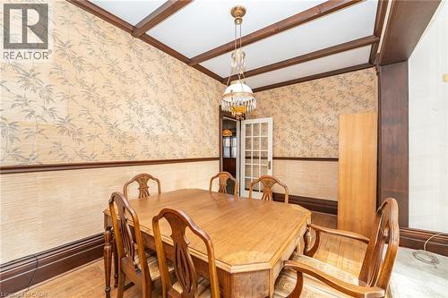 28 Queen Street, Innisfil, ON - Indoor Photo Showing Dining Room