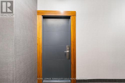 1901 - 105 George Street, Toronto, ON - 