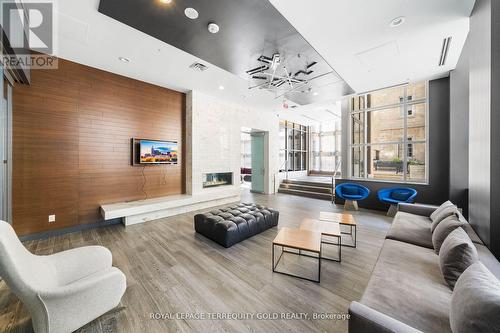 1901 - 105 George Street, Toronto, ON - Indoor