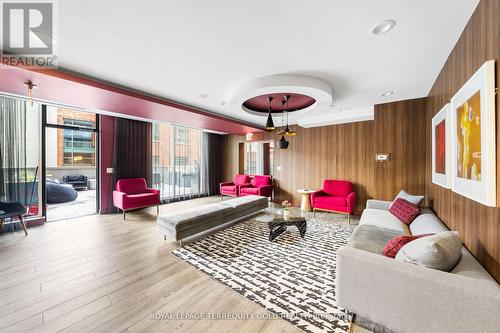 1901 - 105 George Street, Toronto, ON - Indoor