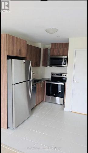 31 - 30 Liben Way, Toronto, ON - Indoor Photo Showing Kitchen
