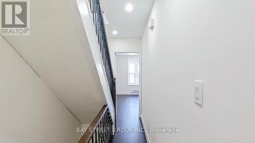 Upper - 859 1/2 Bathurst Street, Toronto, ON - Indoor Photo Showing Other Room