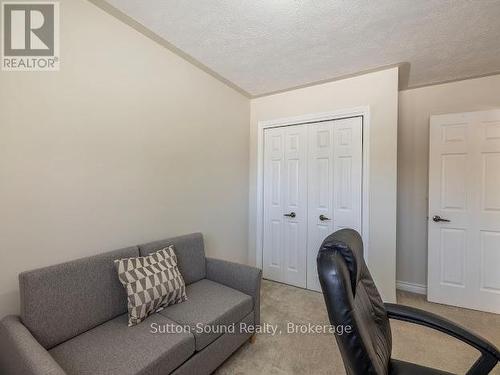 240135 Wilcox Side Road, Georgian Bluffs, ON - Indoor Photo Showing Office