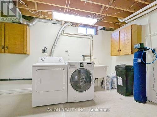 Bsmt - 28 Michener Crescent, Markham, ON - Indoor Photo Showing Laundry Room