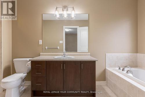 5526 Meadowcrest Avenue, Mississauga, ON - Indoor Photo Showing Bathroom