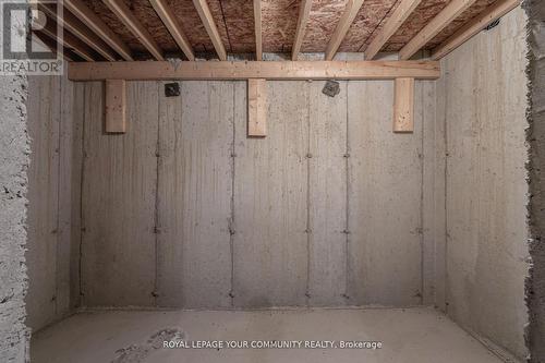 5526 Meadowcrest Avenue, Mississauga, ON - Indoor Photo Showing Basement
