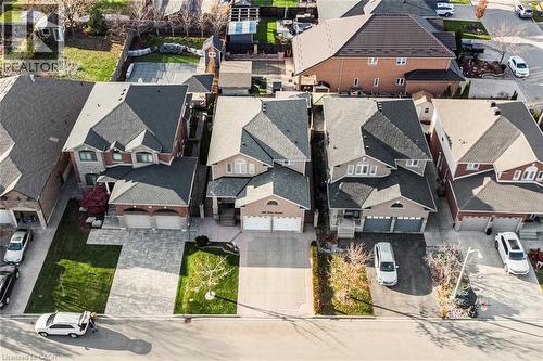 102 Erika Crescent, Hamilton, ON - Outdoor With Facade
