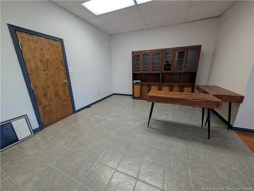 100-2 Main St, Bathurst, NB 