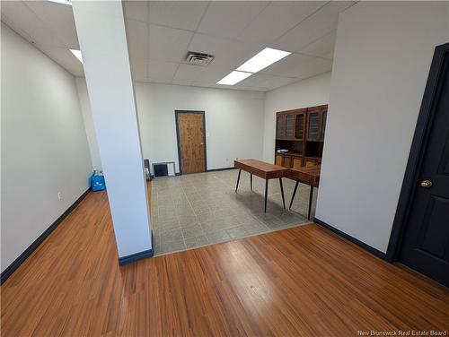 100-2 Main St, Bathurst, NB 