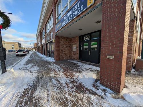 100-6 Main St, Bathurst, NB 