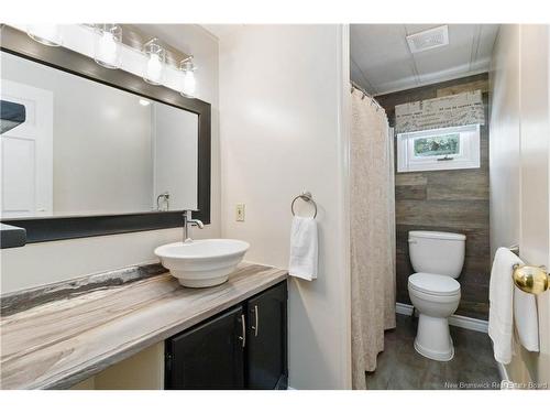 10 Spruce Wood St, Moncton, NB 