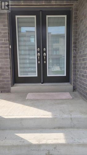 Front entrance - 192 Tango Crescent, Newmarket, ON - Outdoor