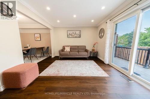 1548 Westminster Place, Burlington, ON - Indoor Photo Showing Other Room