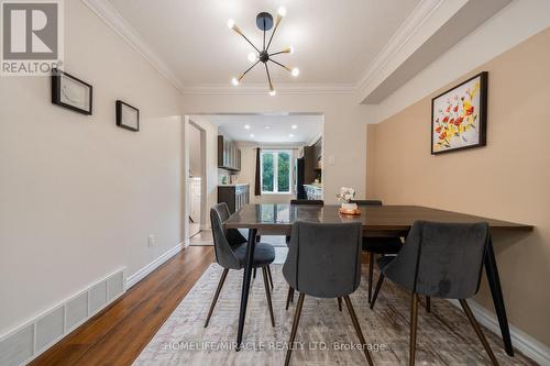 1548 Westminster Place, Burlington, ON - Indoor Photo Showing Dining Room