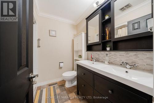 1548 Westminster Place, Burlington, ON - Indoor Photo Showing Bathroom