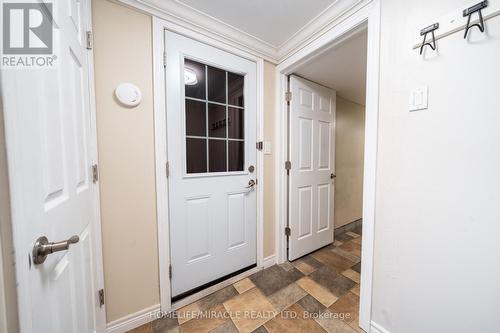 1548 Westminster Place, Burlington, ON - Indoor Photo Showing Other Room