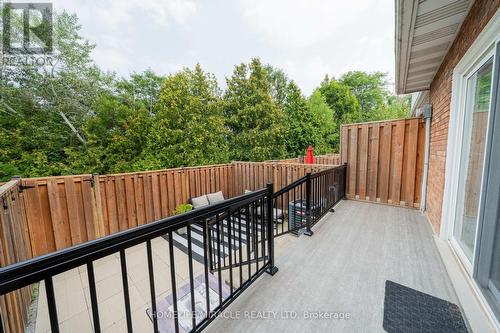 1548 Westminster Place, Burlington, ON - Outdoor With Exterior