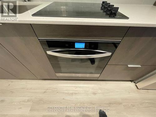 1406 - 395 Square One Drive, Mississauga, ON - Indoor Photo Showing Other Room