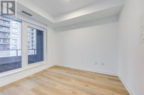 1106 - 395 Square One Drive, Mississauga, ON - Indoor Photo Showing Other Room