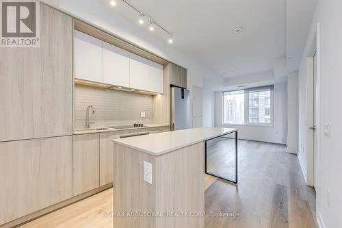 1106 - 395 Square One Drive, Mississauga, ON - Indoor