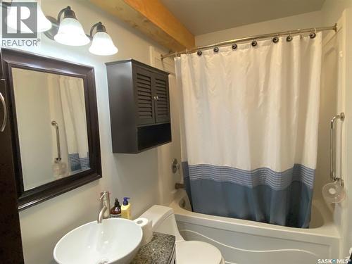 310 Main Street, Abernethy, SK - Indoor Photo Showing Bathroom