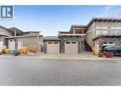 4000 REDSTONE Crescent Unit# 220  Peachland, BC V0H 1X5