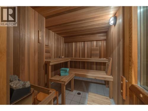 5565 Backvalley Road, 100 Mile House, BC - Indoor Photo Showing Other Room