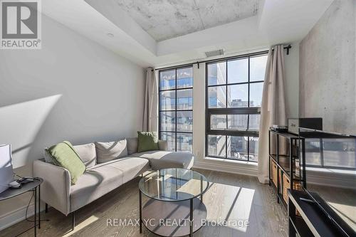 906 - 608 Richmond Street W, Toronto, ON - Indoor Photo Showing Other Room